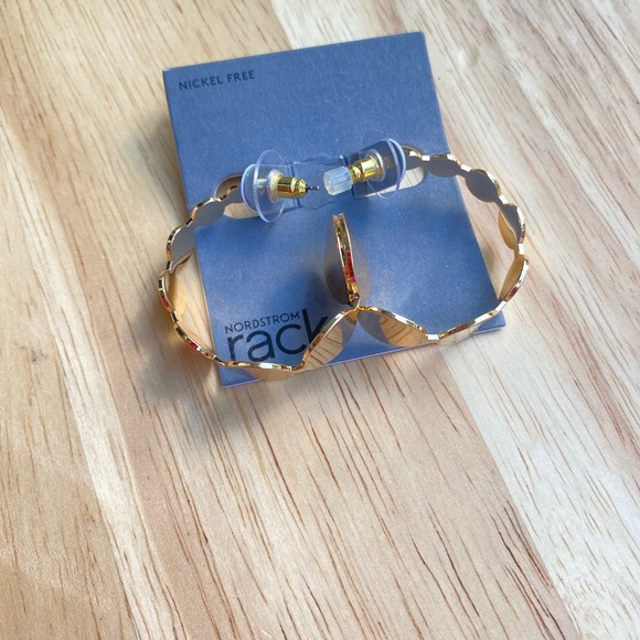 CLEARANCE SALE ON EARRINGS ALL LOW STARTING BIDS - Picture 2 of 6